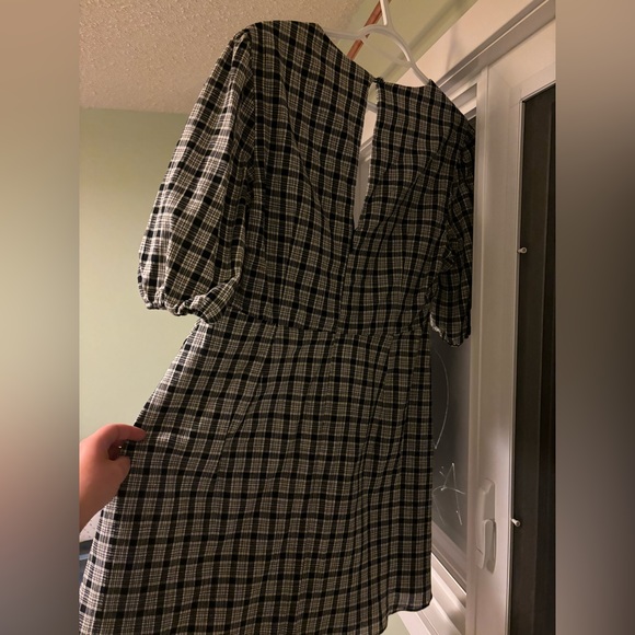 Park & Fifth Co Sierra Mini Dress - Picture 4 of 4